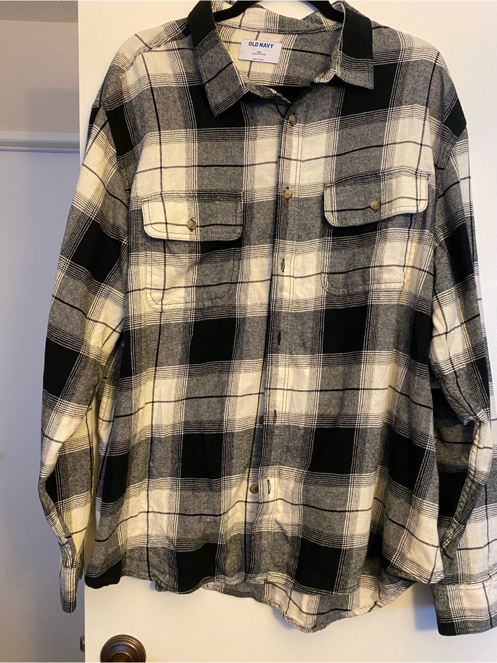 Old Navy Men's Black & White Plaid Button-Up Shirt